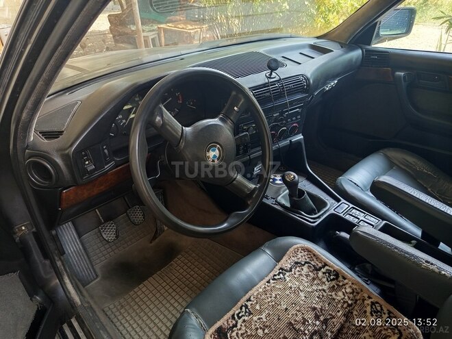 BMW 520 1990, 25,000 km - 2.0 l - Hacıqabul