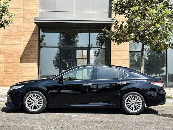 Toyota Camry 2018, 175,000 km - 2.5 l - Bakı