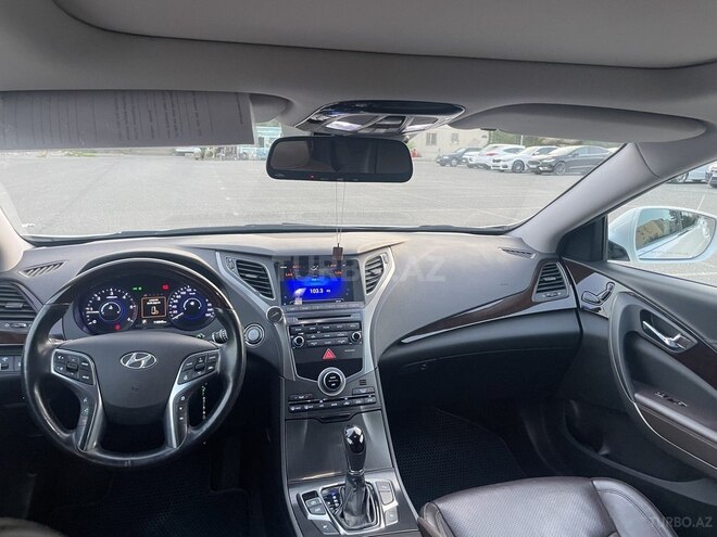 Hyundai Grandeur 2015, 110,000 km - 2.2 л - Bakı