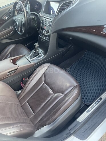 Hyundai Grandeur 2015, 110,000 km - 2.2 л - Bakı