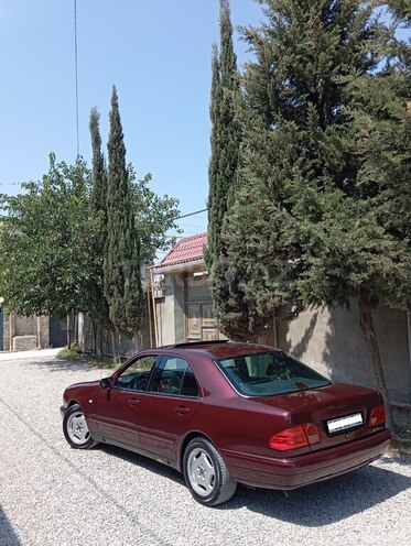 Mercedes E 200 1996, 222,500 km - 2.0 л - Bakı