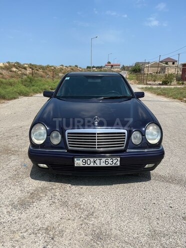 Mercedes E 240 1999, 420,000 km - 2.4 l - Bakı