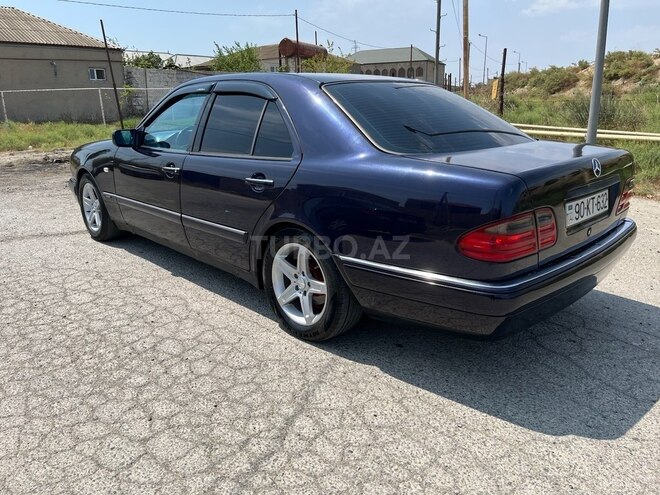 Mercedes E 240 1999, 420,000 km - 2.4 l - Bakı