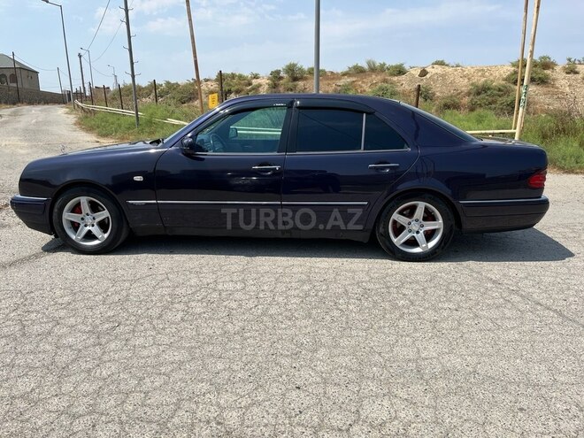 Mercedes E 240 1999, 420,000 km - 2.4 l - Bakı
