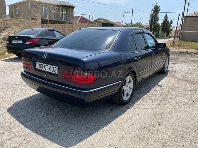 Mercedes E 240 1999, 420,000 km - 2.4 l - Bakı