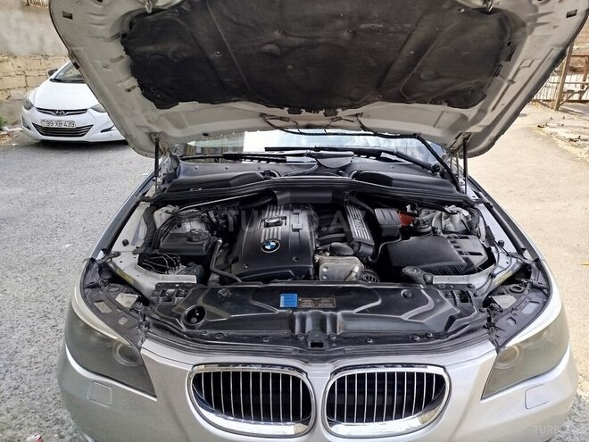 BMW 525 2008, 330,000 km - 2.5 l - Bakı