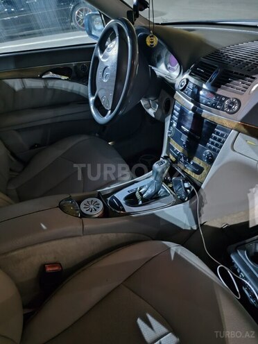 Mercedes E 240 2002, 355,000 km - 2.6 l - Sumqayıt