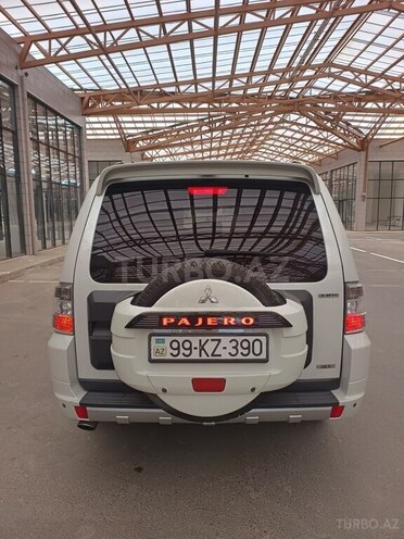 Mitsubishi Pajero 2014, 157,000 km - 3.8 l - Bakı