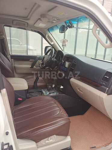 Mitsubishi Pajero 2014, 157,000 km - 3.8 l - Bakı