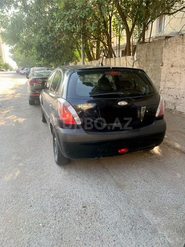 Kia Rio 2006, 293,000 km - 1.4 l - Bakı
