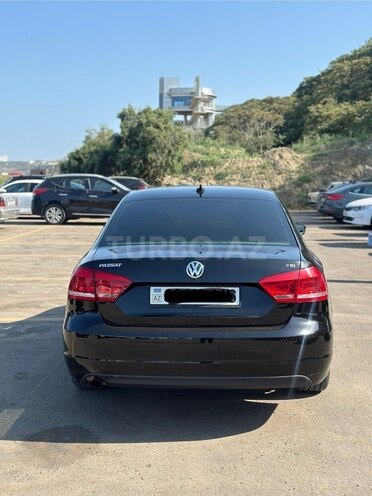 Volkswagen Passat 2013, 237,990 km - 1.8 л - Bakı