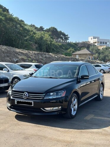 Volkswagen Passat 2013, 237,990 km - 1.8 л - Bakı