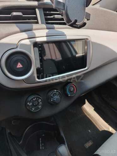 Toyota Vitz 2011, 133,000 km - 1.0 l - Sumqayıt