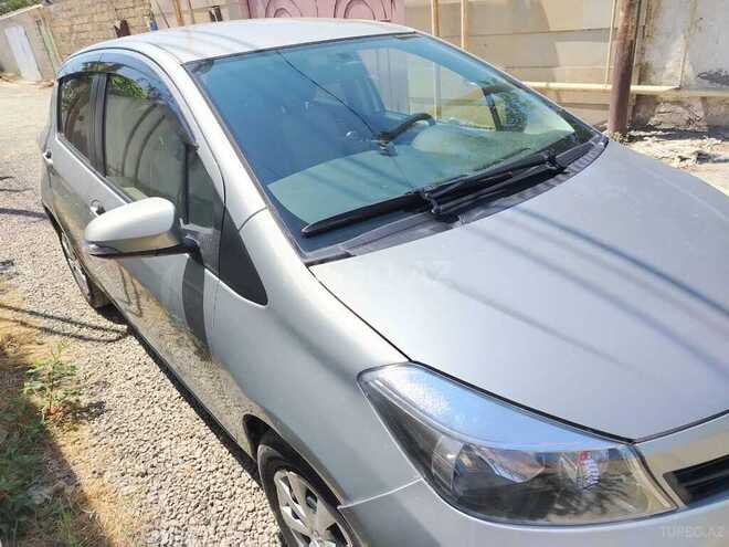 Toyota Vitz 2011, 133,000 km - 1.0 l - Sumqayıt