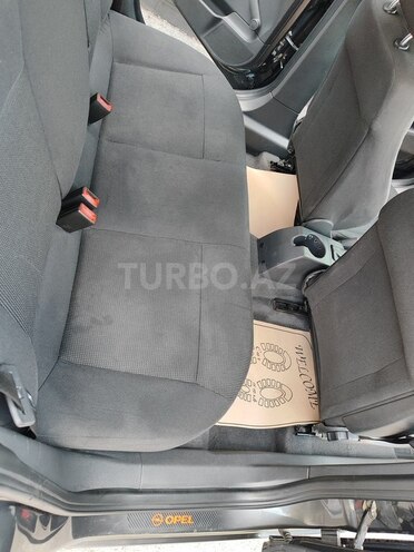 Opel Astra 2009, 313,250 km - 1.4 l - Naftalan