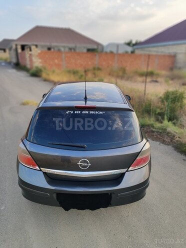 Opel Astra 2009, 313,250 km - 1.4 l - Naftalan
