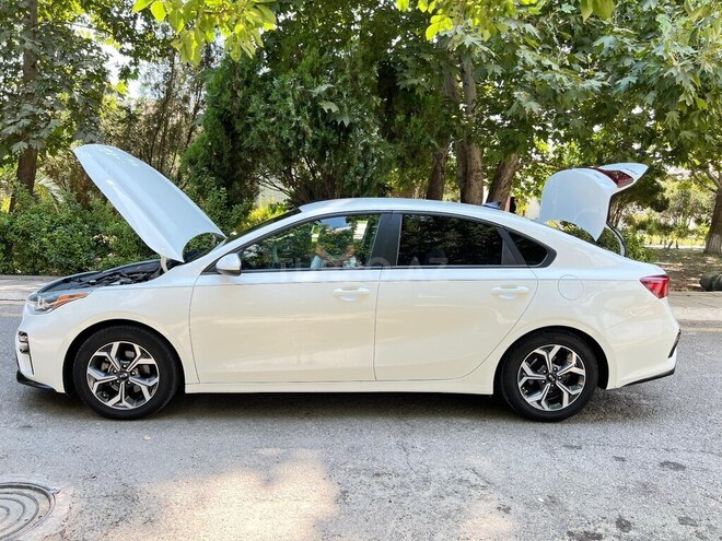 Kia Forte 2019, 98,530 km - 2.0 l - Salyan