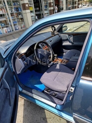Mercedes E 240 1999, 240,000 km - 2.4 l - Gəncə