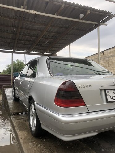 Mercedes C 240 1998, 400,000 km - 2.4 l - Beyləqan