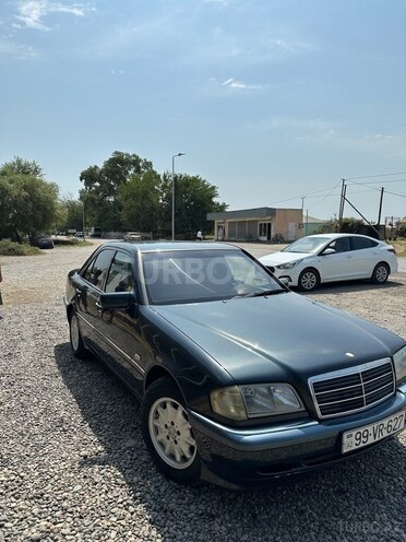 Mercedes C 240 1997, 413,000 km - 2.4 л - Sabirabad