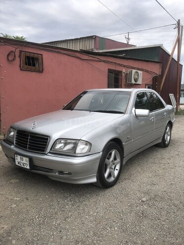 Mercedes C 240 1998, 400,000 km - 2.4 l - Beyləqan