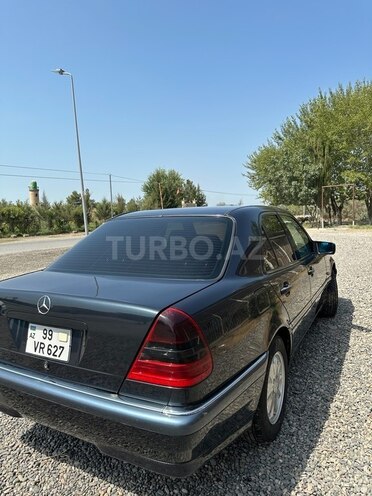 Mercedes C 240 1997, 413,000 km - 2.4 л - Sabirabad