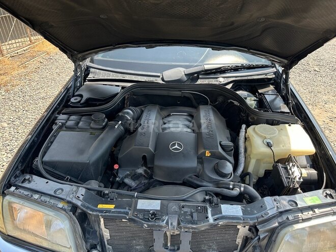 Mercedes C 240 1997, 413,000 km - 2.4 л - Sabirabad