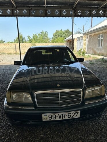 Mercedes C 240 1997, 413,000 km - 2.4 л - Sabirabad