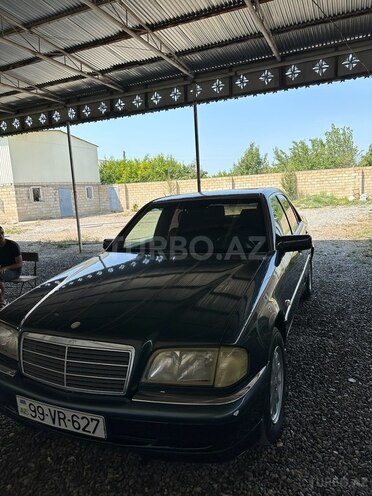 Mercedes C 240 1997, 413,000 km - 2.4 л - Sabirabad