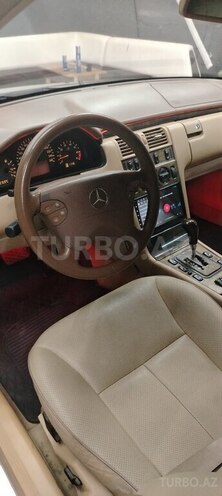 Mercedes E 280 1999, 385,000 km - 2.8 л - Bakı