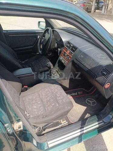 Mercedes C 180 1995, 278,000 km - 1.8 l - Sumqayıt