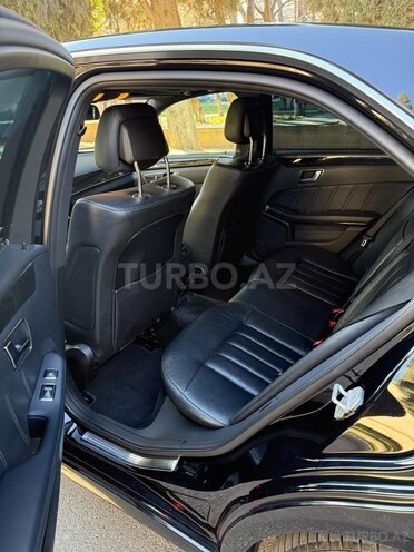 Mercedes E 250 2014, 260,453 km - 2.2 l - Bakı