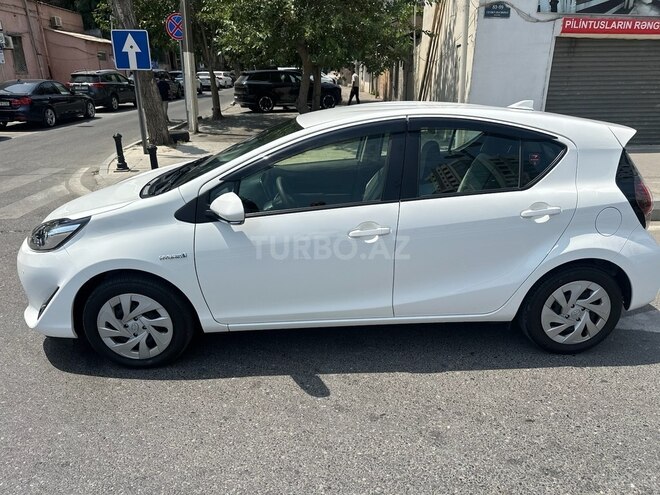 Toyota Aqua 2019, 33,600 km - 1.5 l - Bakı