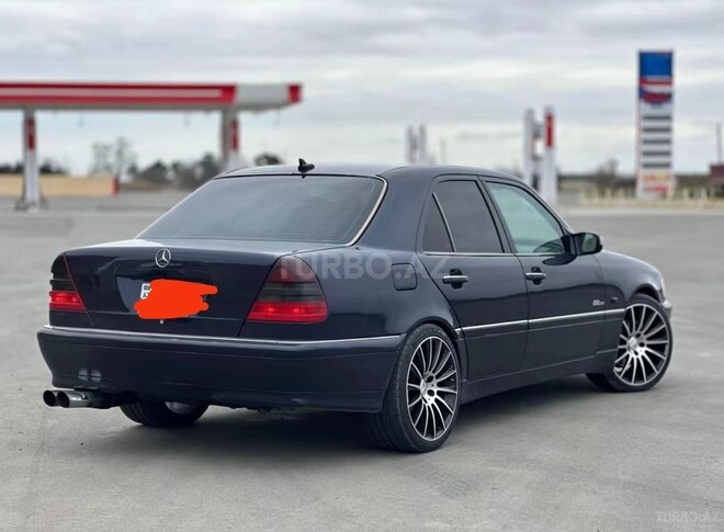 Mercedes C 240 1998, 260,000 km - 2.4 l - Beyləqan