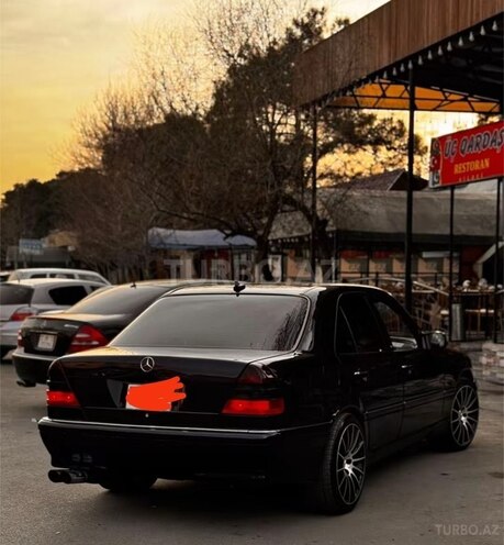 Mercedes C 240 1998, 260,000 km - 2.4 l - Beyləqan