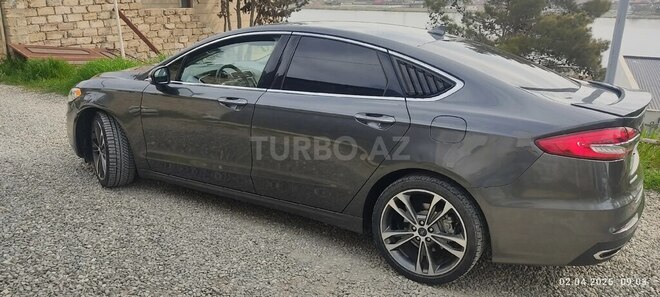 Ford Fusion (North America) 2019, 181,000 km - 2.0 л - Bakı