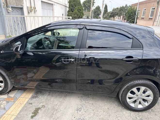 Kia Rio 2013, 179,555 km - 1.4 l - Gəncə