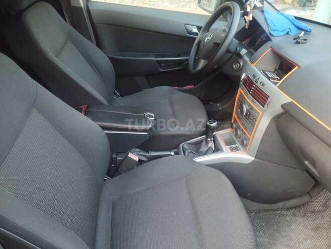 Opel Astra 2009, 220,000 km - 1.4 l - Bərdə