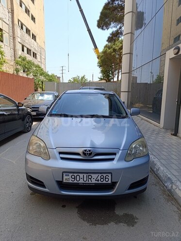 Toyota Corolla 2005, 325,000 km - 1.4 l - Bakı