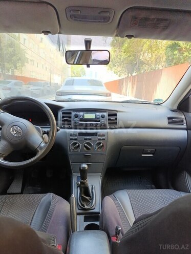 Toyota Corolla 2005, 325,000 km - 1.4 l - Bakı