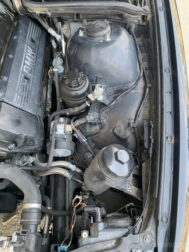BMW 535 2000, 415,000 km - 3.5 л - Bakı