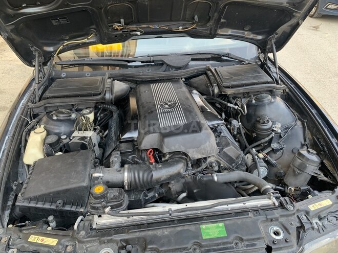 BMW 535 2000, 415,000 km - 3.5 л - Bakı