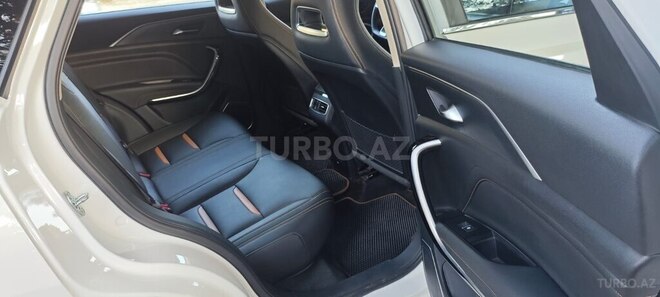 Bestune T77 2024, 26,800 km - 1.5 л - Bakı