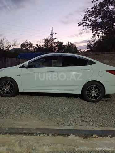 Hyundai Accent 2015, 170,342 km - 1.6 l - Gəncə