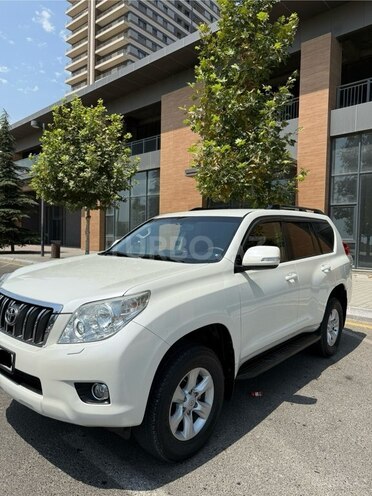 Toyota Land Cruiser Prado 2013, 192,000 km - 2.7 л - Bakı