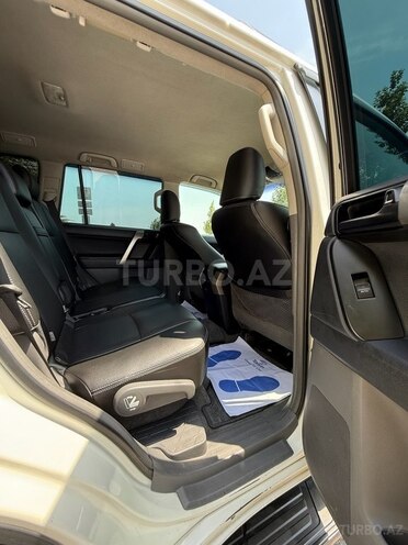Toyota Land Cruiser Prado 2013, 192,000 km - 2.7 л - Bakı