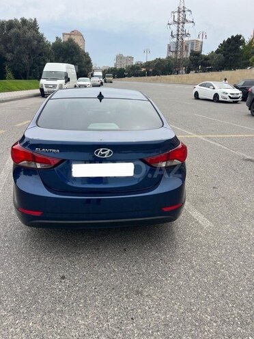 Hyundai Elantra 2015, 106,000 km - 1.8 l - Bakı