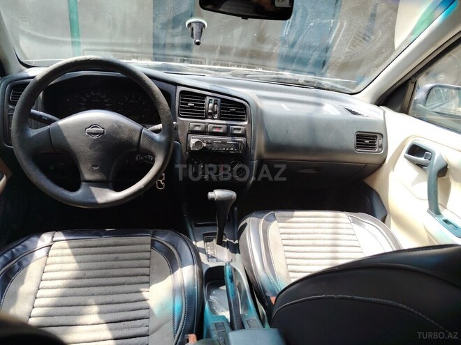 Nissan Primera 1998, 330,050 km - 2.0 l - Qusar