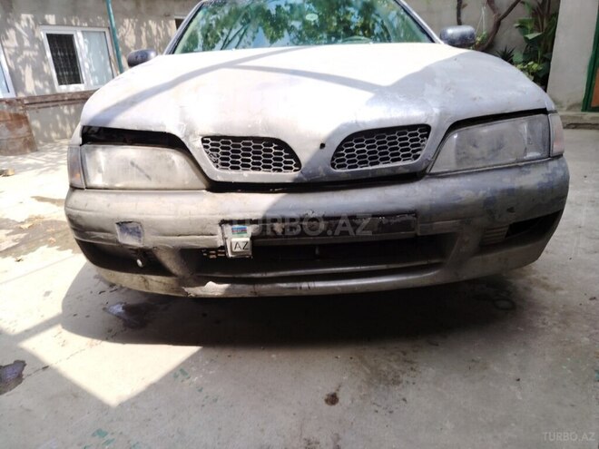 Nissan Primera 1998, 330,050 km - 2.0 l - Qusar