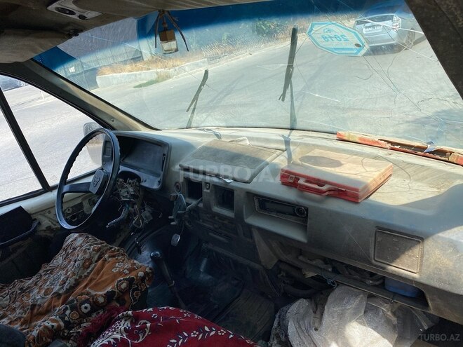 GAZ 3302-288 1999, 320,000 km - 2.5 л - Bakı